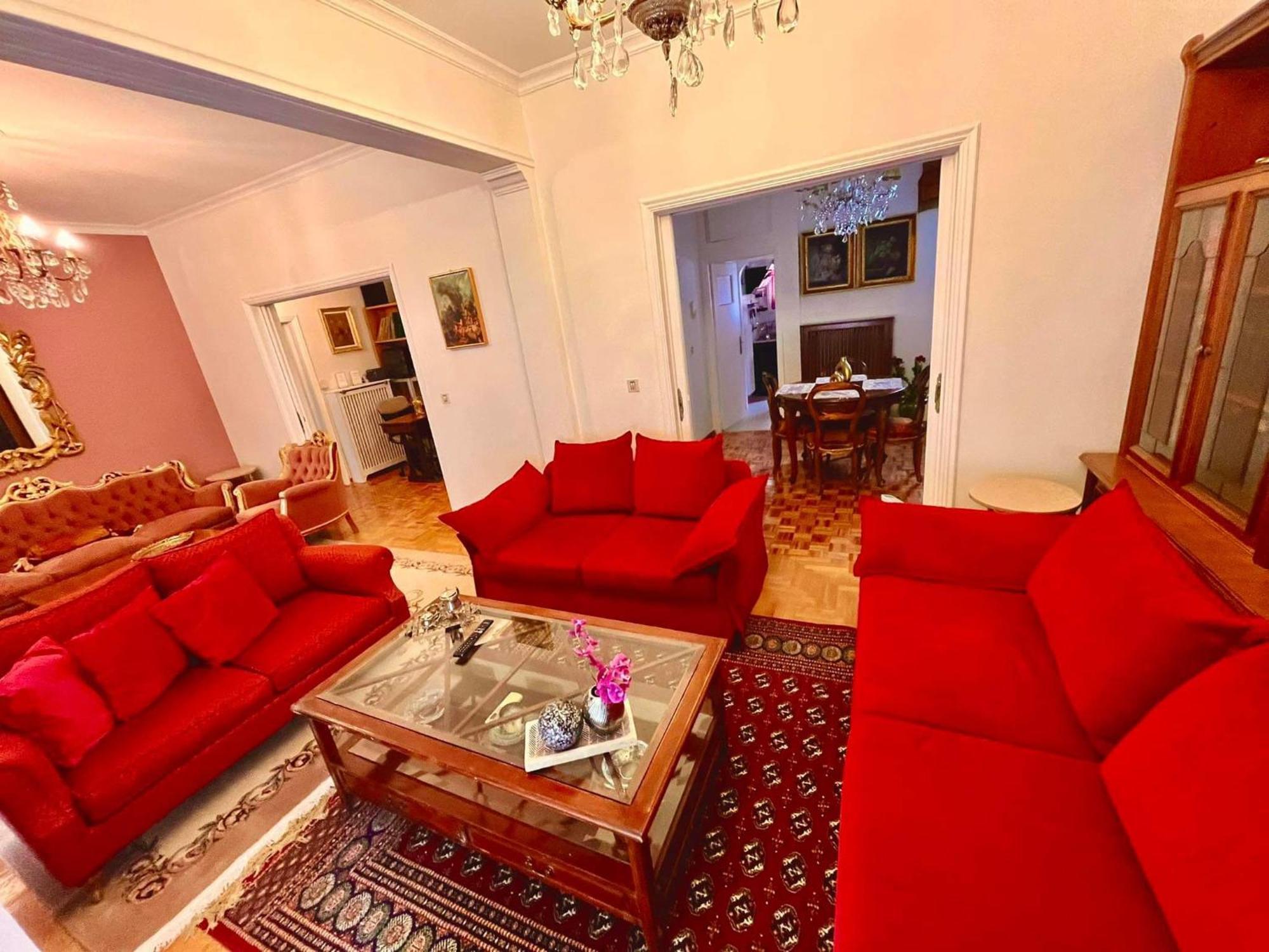 100 M2 Apartment In The Center Of Athena Bagian luar foto