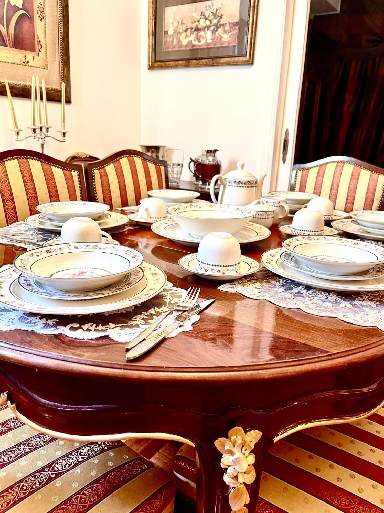 100 M2 Apartment In The Center Of Athena Bagian luar foto